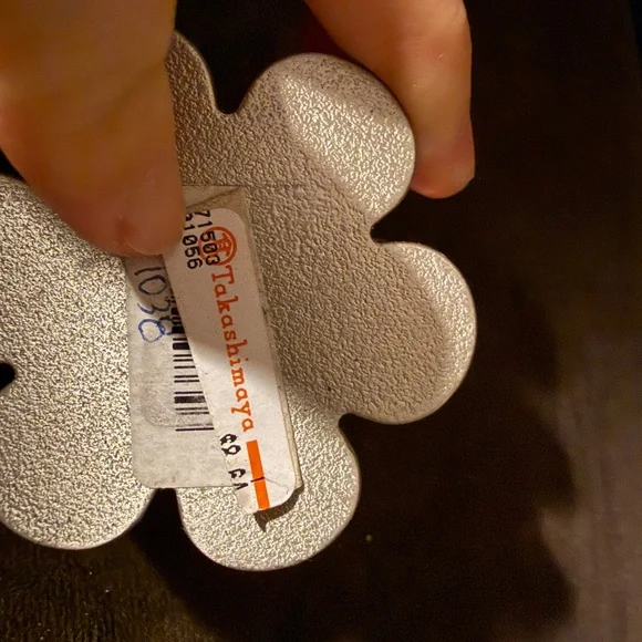 Flower Shaped Container - Picture 3 of 3